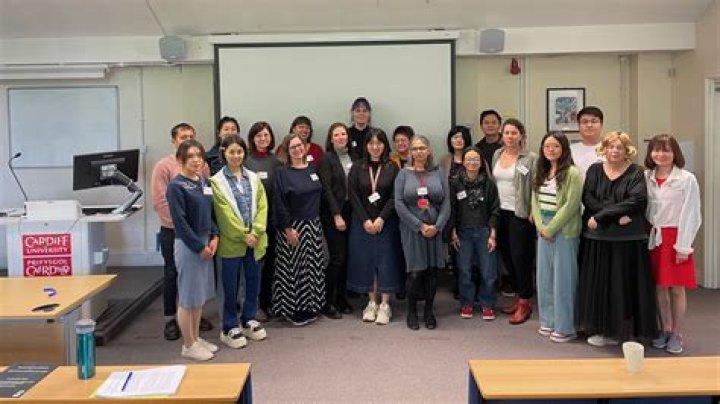 Battle Hill Library Tai Chi Course Completion | School of Modern Languages