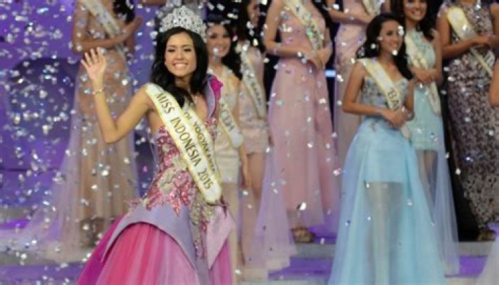 Maria Harfanti Wins Miss Indonesia 2015