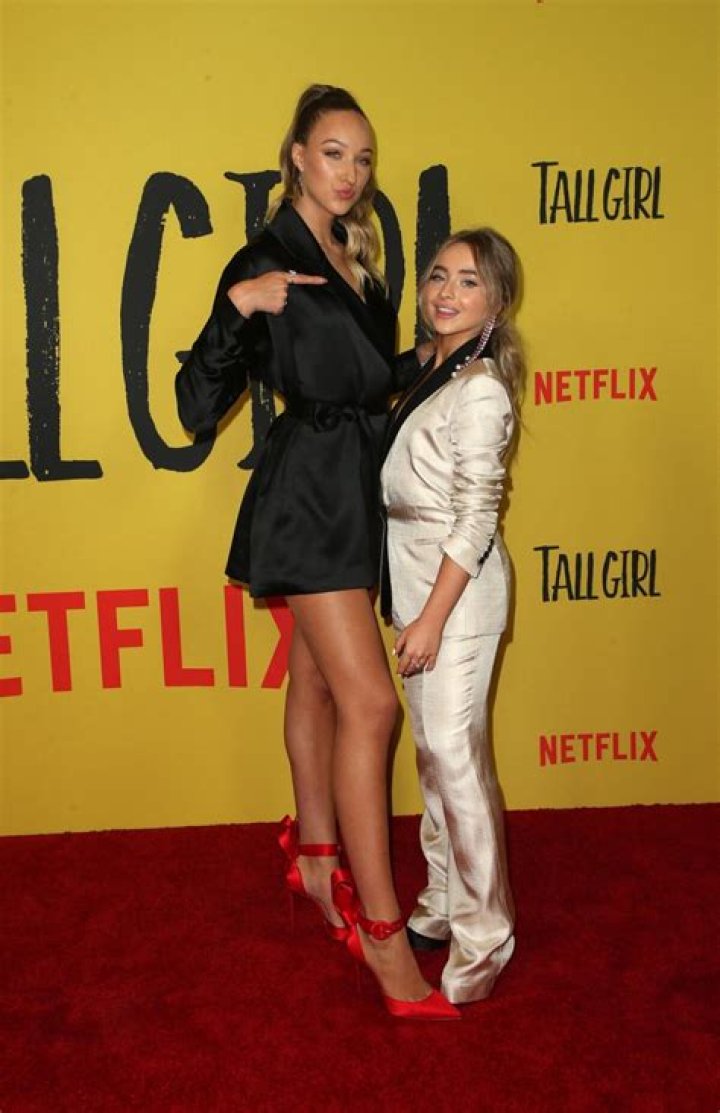 Sabrina Carpenter Taille